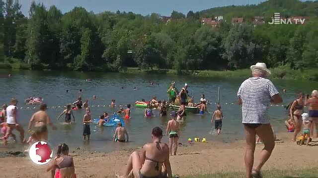 Gespielt: Zum Neptunfest kämpften Neptun und Poseidon um den Jenaer Schleichersee
