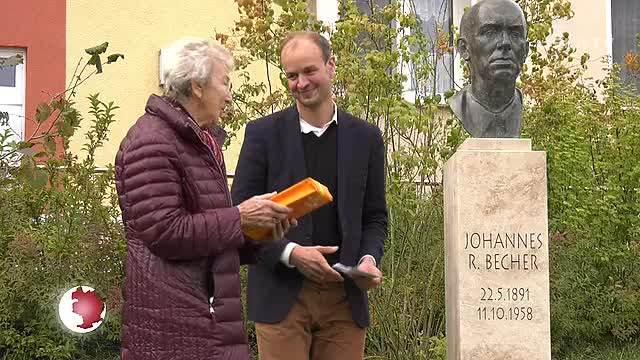 Büste eingeweiht: In Winzerla wurde dem Dichter Johannes R. Becher wieder ein Denkmal gesetzt