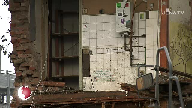 Gebäude abgerissen: Auf dem Inselplatz schreiten die Baggerarbeiten voran