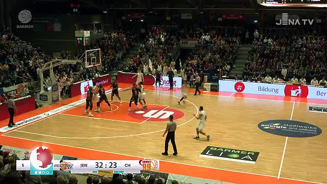 In Führung: Die Basketballer von Science City verloren aber am Ende gegen Chemnitz 