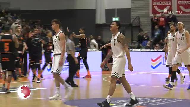 Basketball: Science City Jena zog gegen Schwenningen den Kürzeren