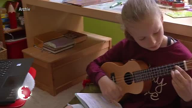 Zeit für Weltrekordversuch: Der Musikpädagoge Philipp Schäffler will 1 321 Ukulele-Spieler virtuell vereinen