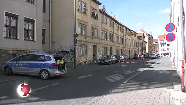 Brandaktuell: Polizeieinsatz wegen Hausbesetzung in der Carl-Zeiß-Straße