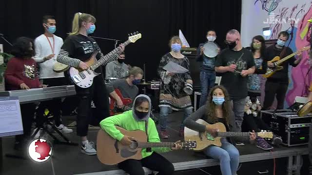 Laute Musik: Der Verein „AndersGleich“ konnte mit dem Inklusions-Preisgeld eine Tonanlage kaufen