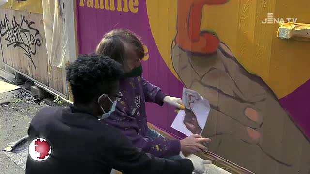 Ermutigt: Mit einer Graffiti-Aktion machte die Kindersprachbrücke auf Kinderrechte aufmerksam