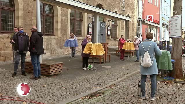 Gespendet: Auf dem Markt wurde wieder zur Suppen-Aktion „Einmal essen macht zweimal satt“ eingeladen