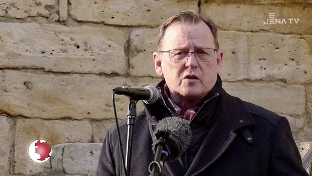 Kundgebung: Die Initiatoren des Jenaer und Erlanger Friedensappells stellten die Petition öffentlich vor 