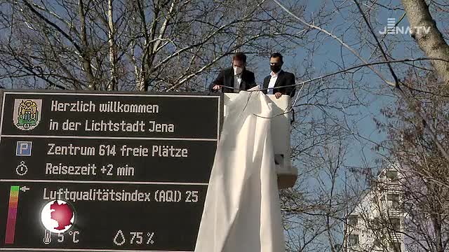 Informationstafel als Projektabschluss: Der Verkehr auf Jenas Straßen soll flüssiger und umweltschonender werden  