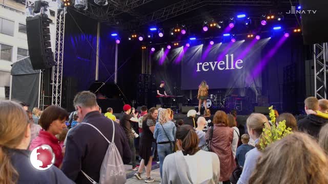 Jubiläum gefeiert: Jenoptik lud zur 30+1-Party auf den Ernst-Abbe-Platz