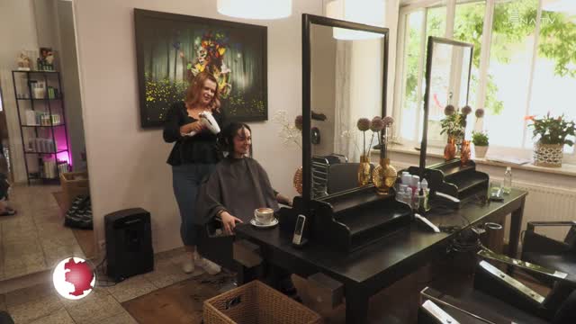 Neues Geschäftskonzept: Der Friseursalon „Aquamarin“ am Faulloch ist jetzt auch ein Café   