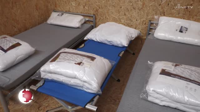 Erstaufnahme in Göschwitz: In der Sporthalle des Berufsschulzentrums sind ukrainische Flüchtlinge untergebracht