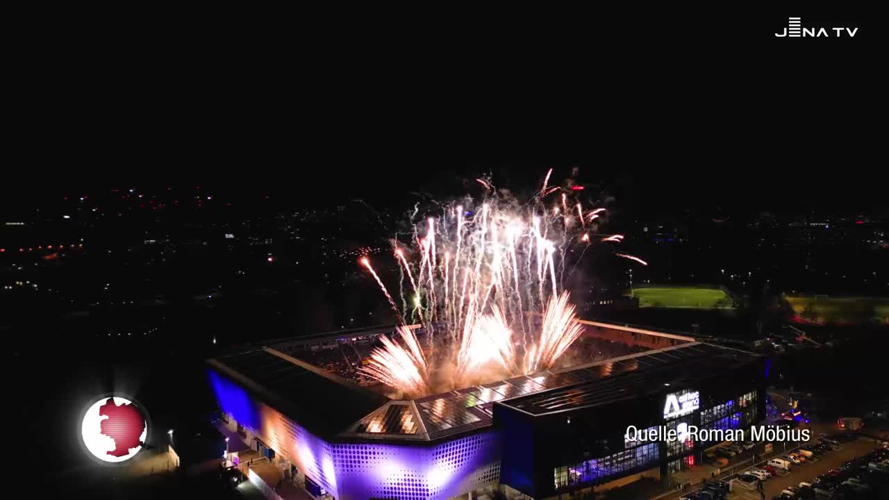 Weihnachtssingen – 12.000 Menschen sangen in der ad hoc Arena