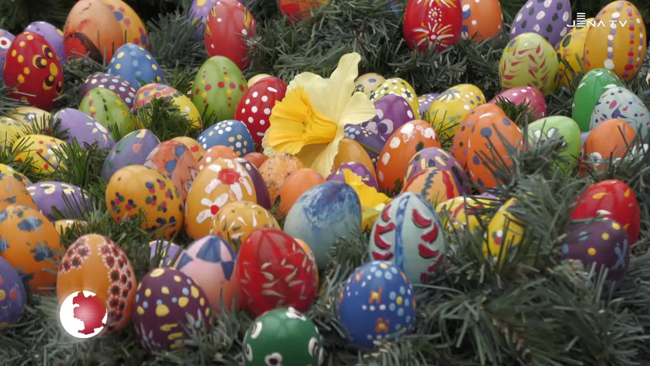 In Schale geworfen – Osterbrunnen in Burgau und Wöllnitz