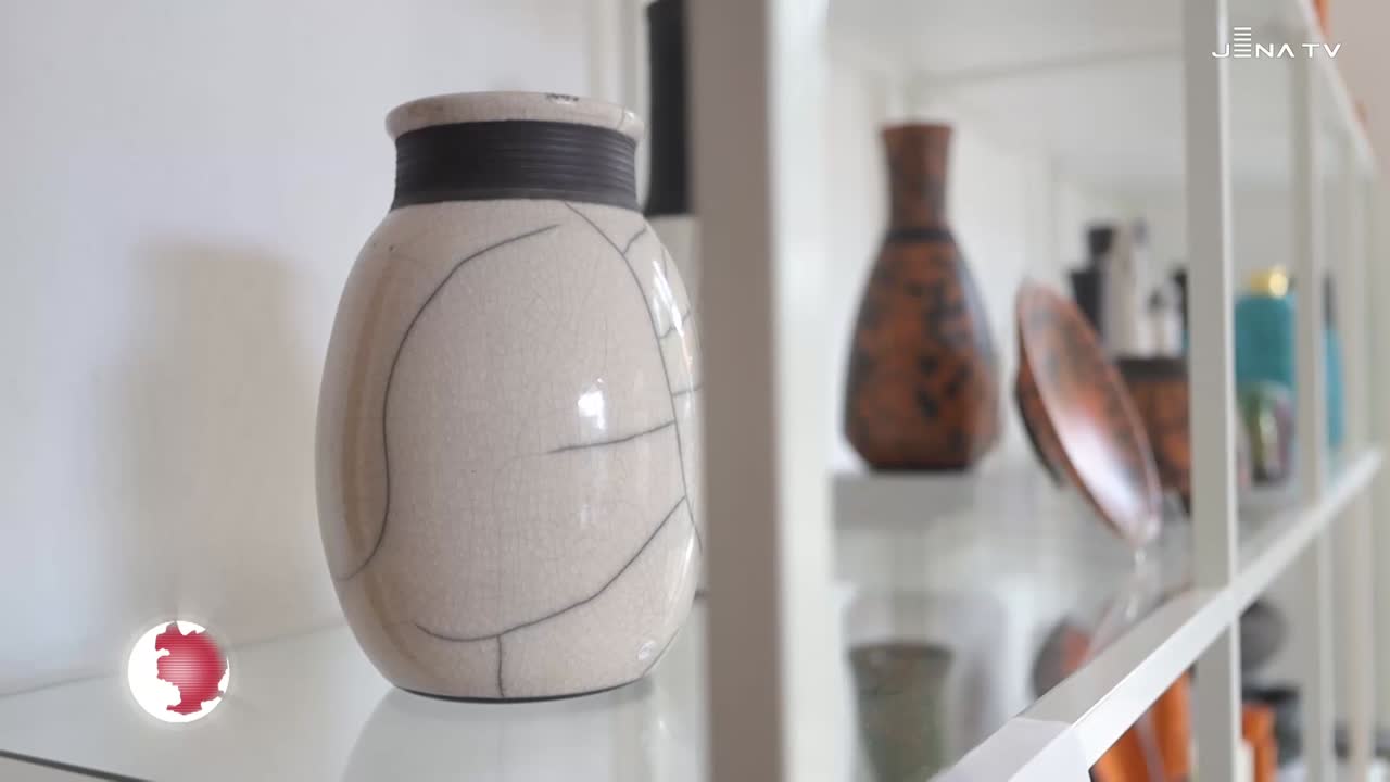 Risse in der Keramik – Raku-Brenntechnik beim 28. Jenaer Töpfermarkt