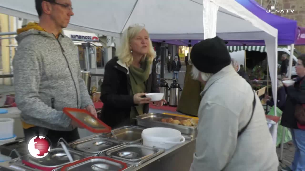 Löffeln für den guten Zweck – Erlös von Suppenaktion geht an Nothilfefonds