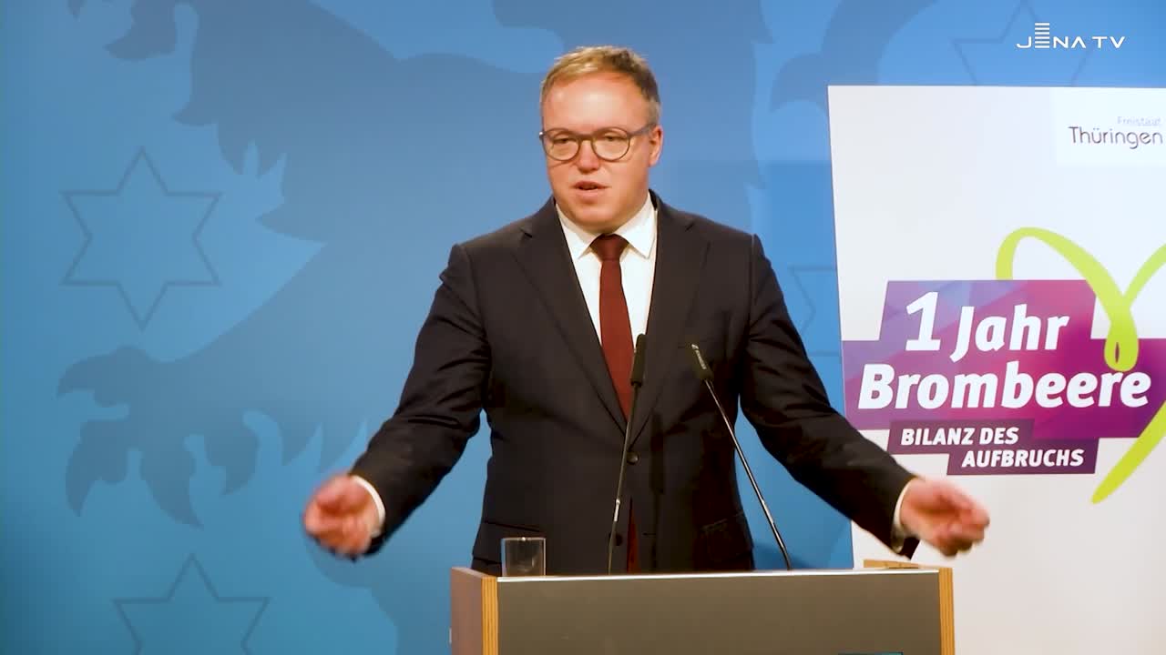 Bericht aus Erfurt - Regierungsmedienkonferenz Einjahresbilanz der Brombeer-Regierung Bericht aus Erfurt - Regierungsmedienkonferenz Einjahresbilanz der Brombeer-Regierung