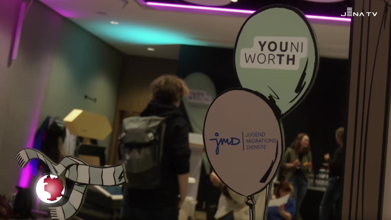 Youniworth – Ausstellung über das Zusammenleben junger Menschen Youniworth – Ausstellung über das Zusammenleben junger Menschen