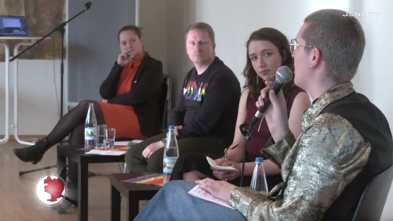  Eingeladen – Regenbogenempfang im Rathaus