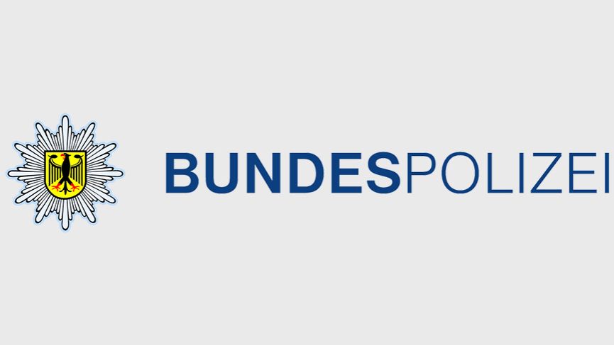 Angriff auf Fußballfans: Bundespolizei sucht Zeugen