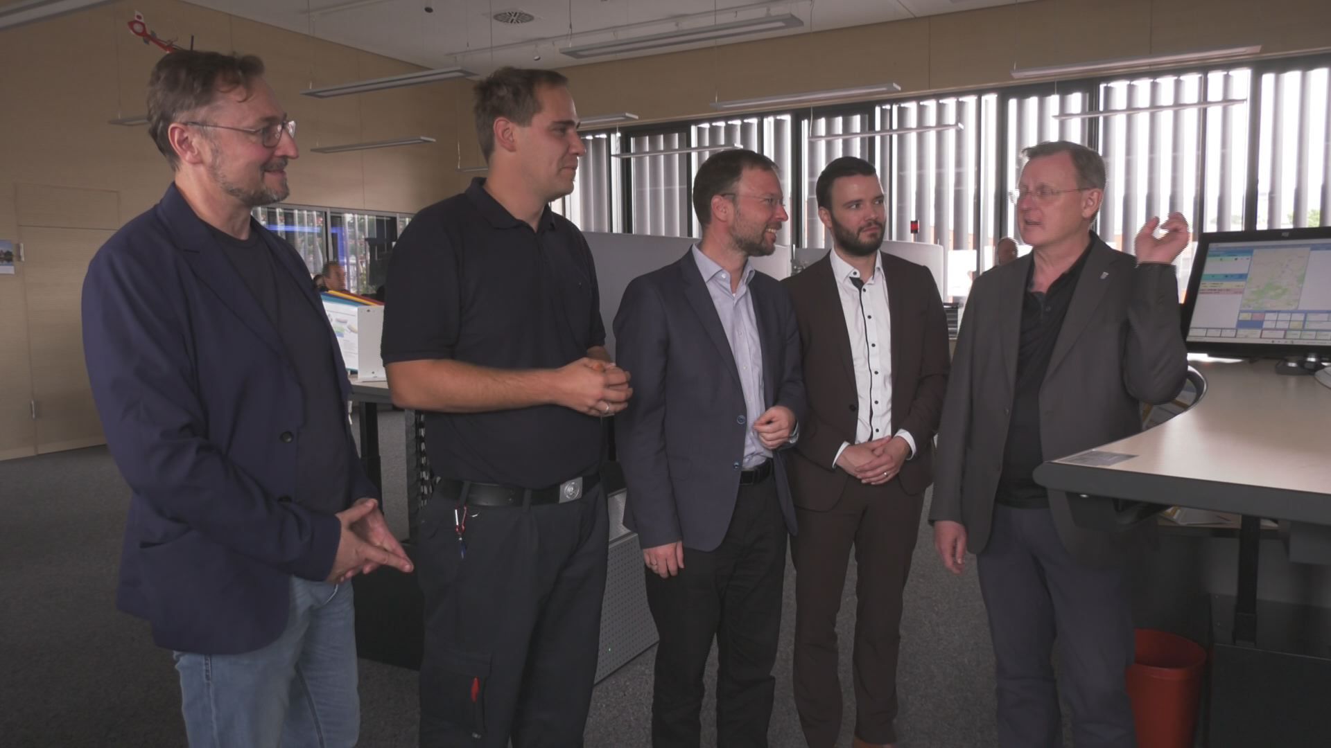 Auf Sommertour: Ministerpräsident Bodo Ramelow besuchte heute das Gefahrenabwehrzentrum in Jena