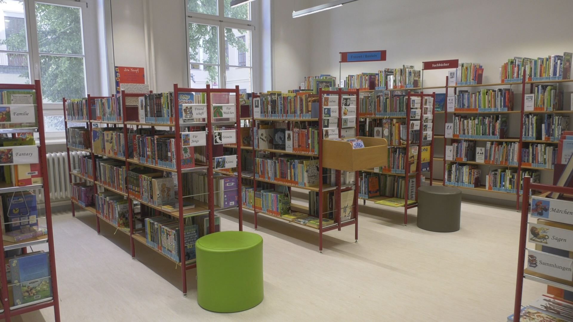 Willkommenfest in neuem Bücherei-Domizil