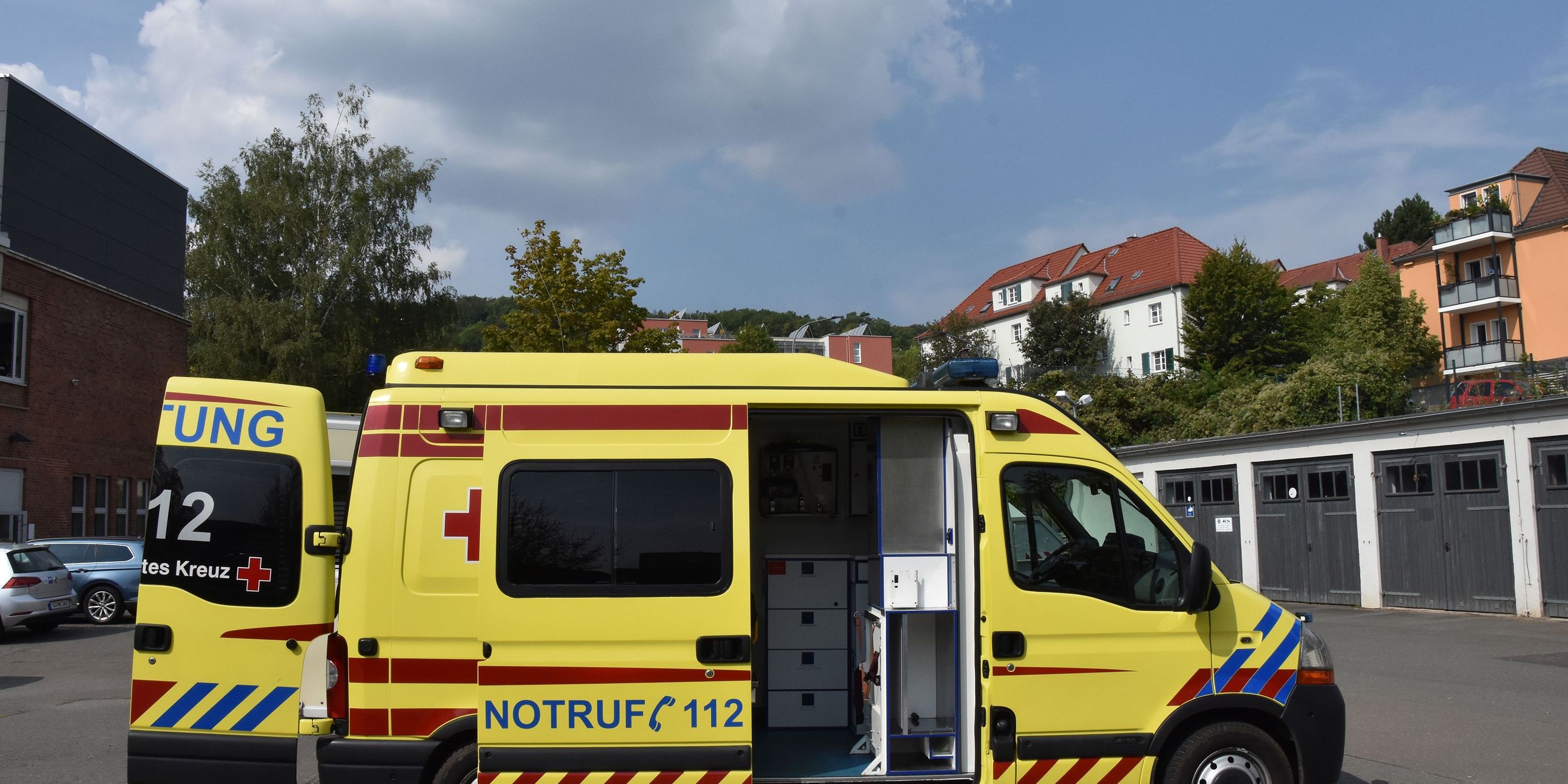 Labor auf Rädern auf Hochschul-Campus