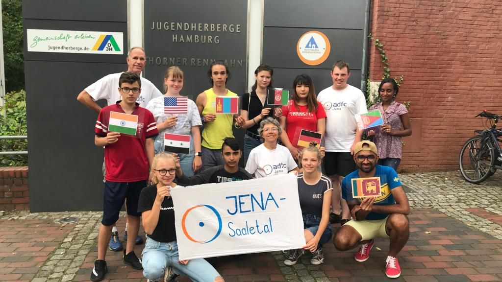 Jena international per Rad in Hamburg