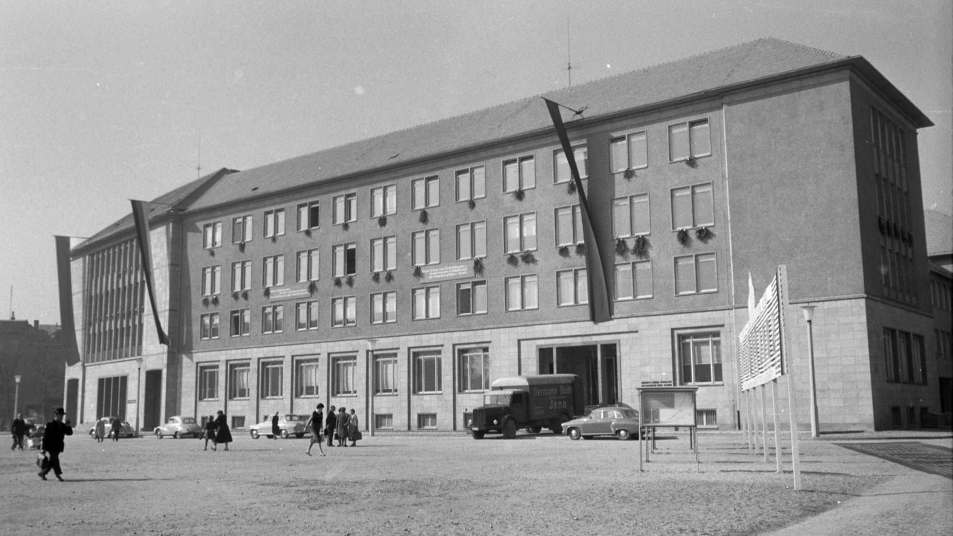 60 Jahre Uni-Institut für Biochemie 
