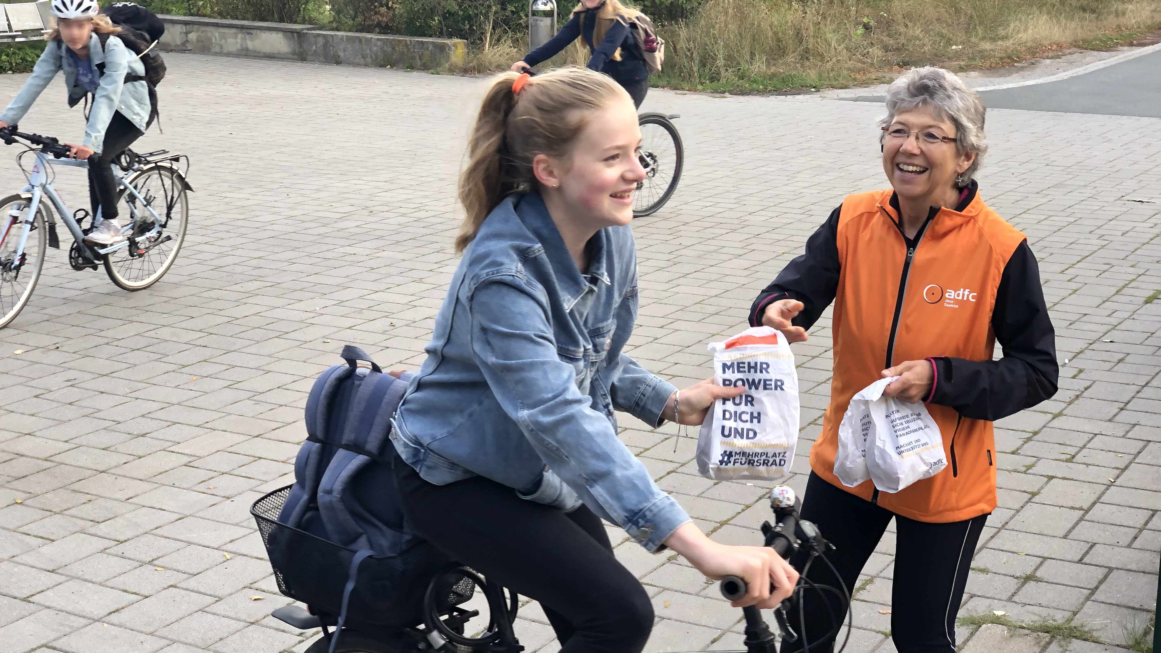 ADFC Jena-Saaletal belohnt Rad fahrende Schüler