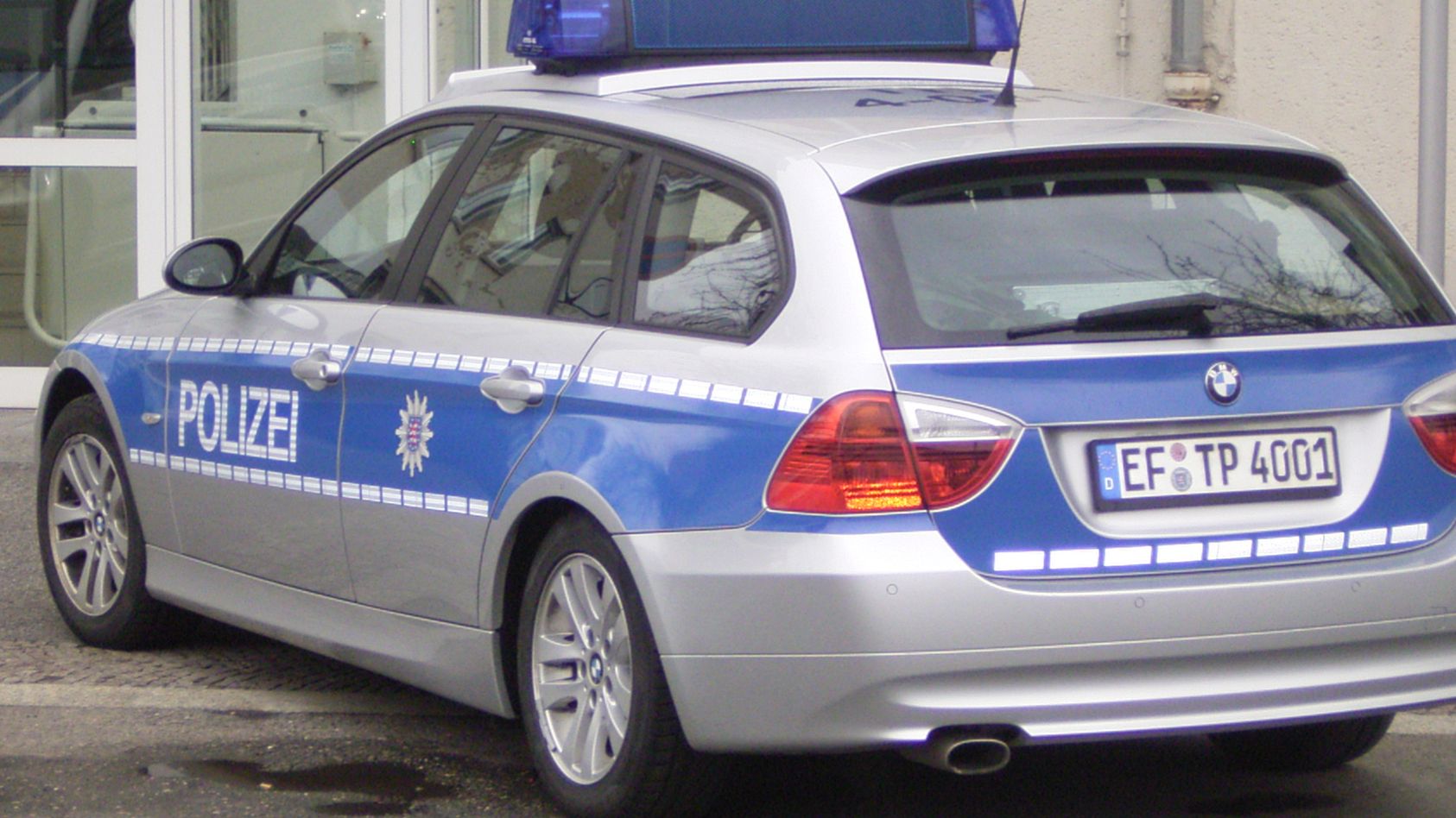 Kinder setzten Hecke in Brand