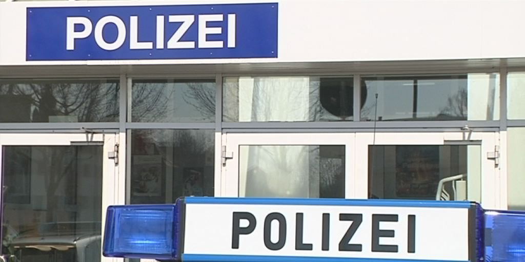 Zweimal Schläger gesucht
