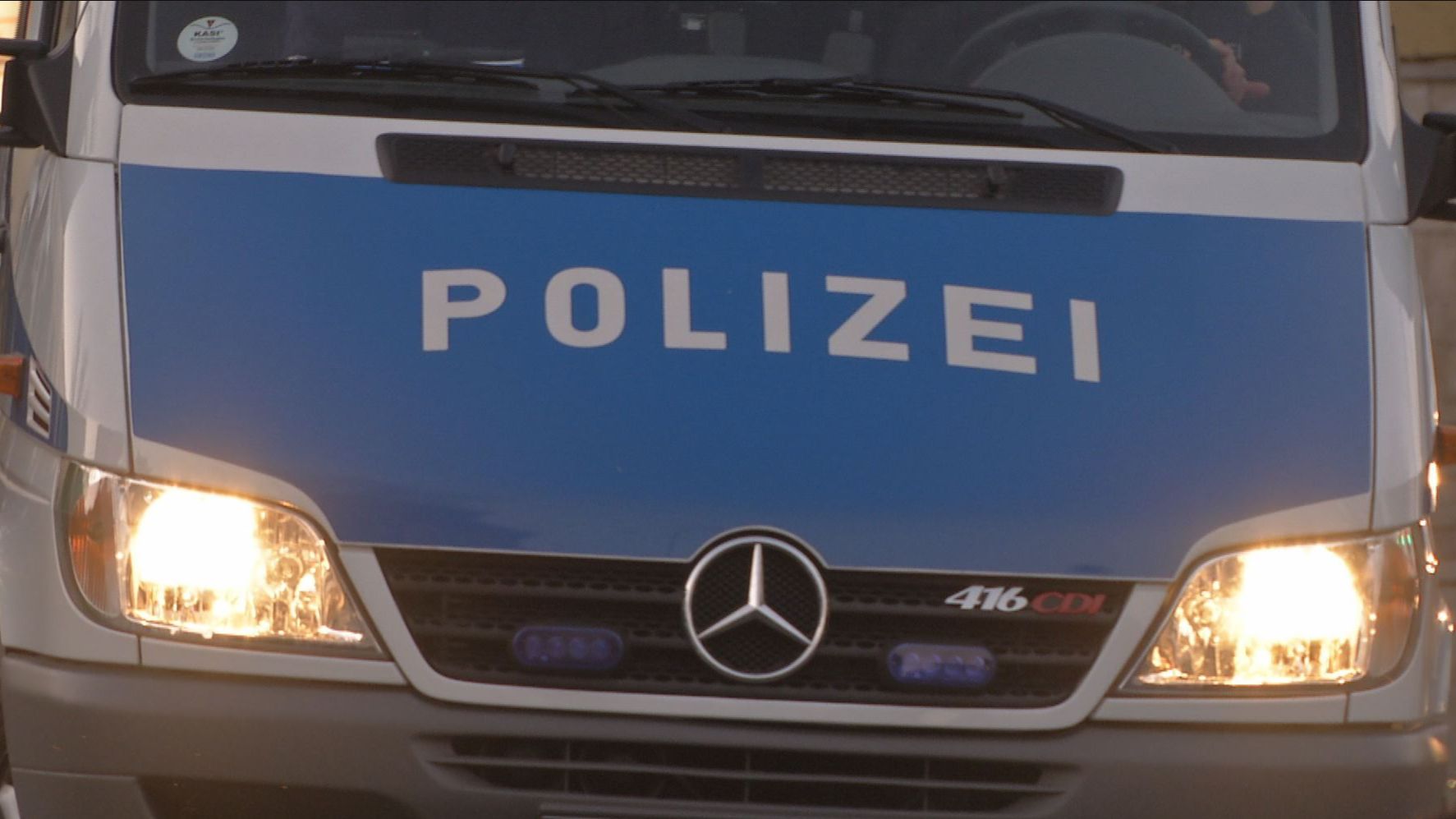 Zwei Schwerverletzte nach Unfall bei Regen