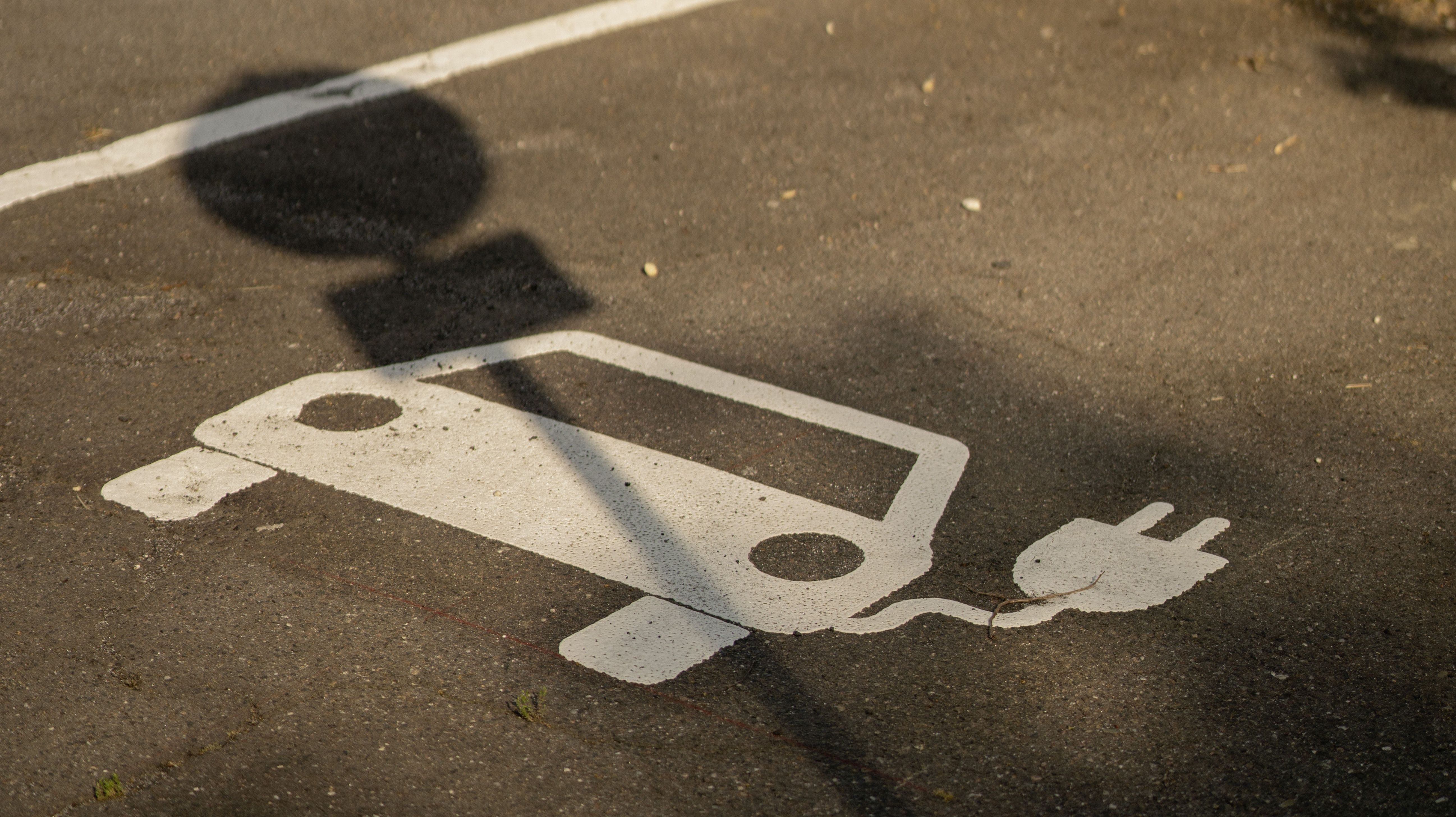 Bewerben um persönlichen Elektro-Parkplatz