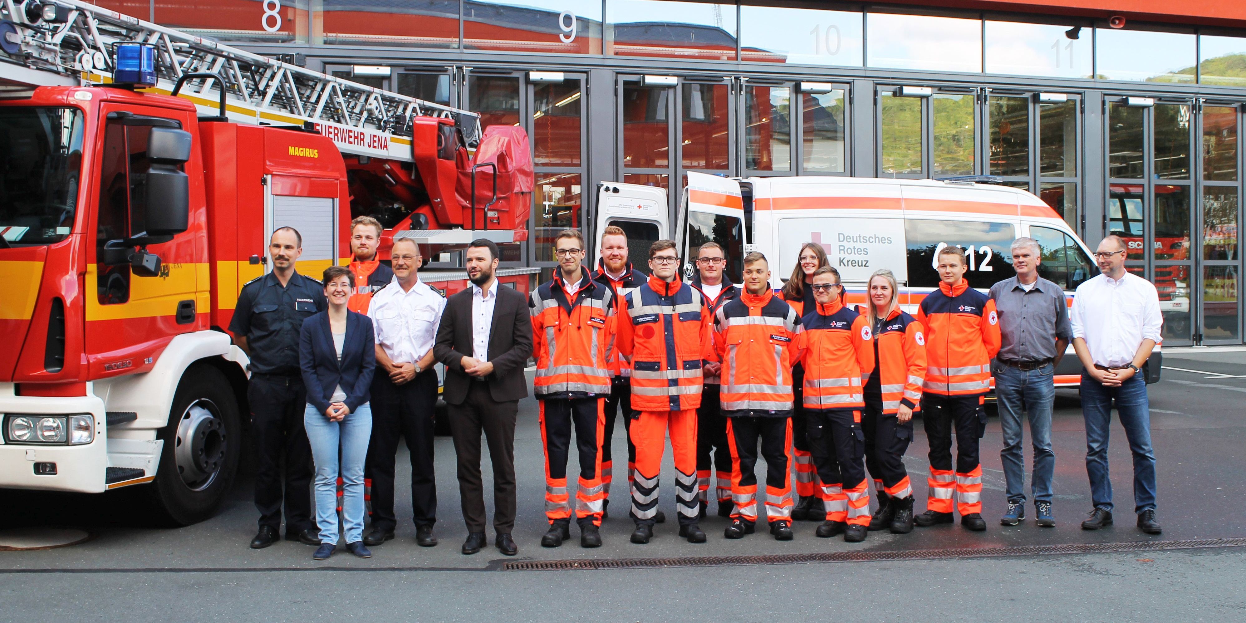 Neue Azubis beim DRK-Rettungsdienst