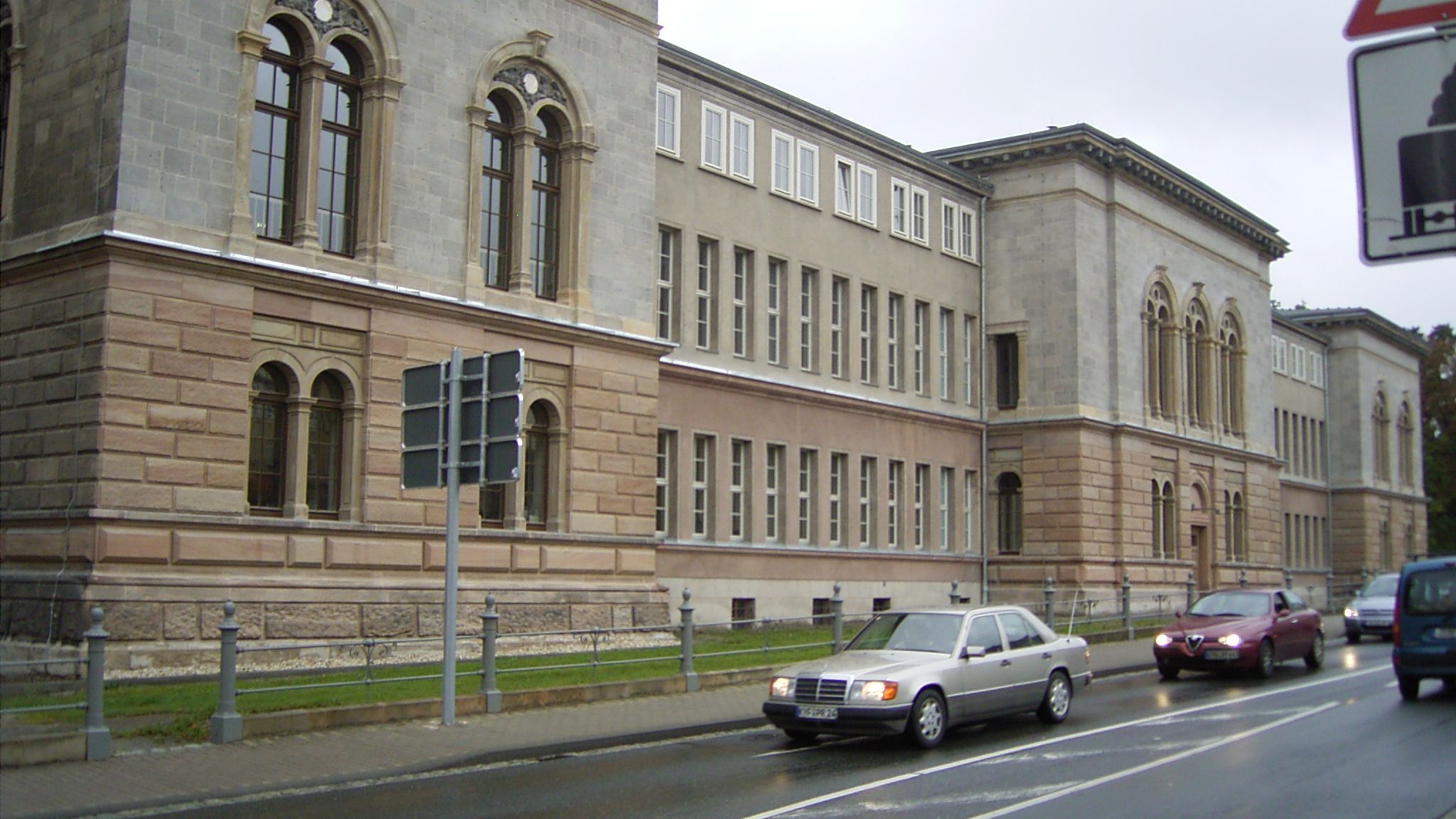 Erste Jenaer Summer School zum Thema Demokratie