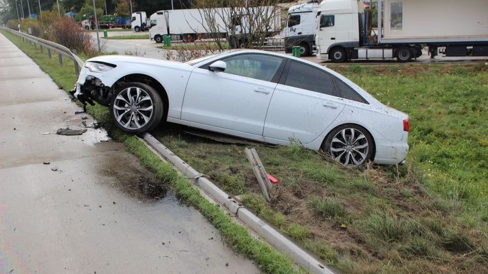 Unfall nach Sekundenschlaf