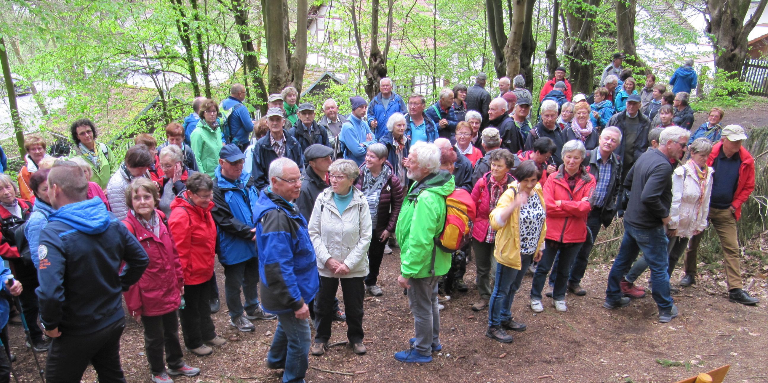 Landrat lädt zum Wandern ein
