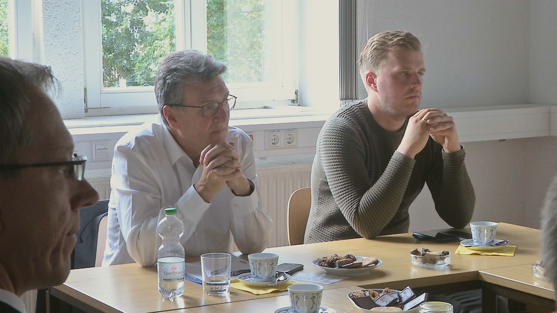 Zu Besuch in der Jugendstation: Der Thüringer Justizminister informierte sich über die Arbeit