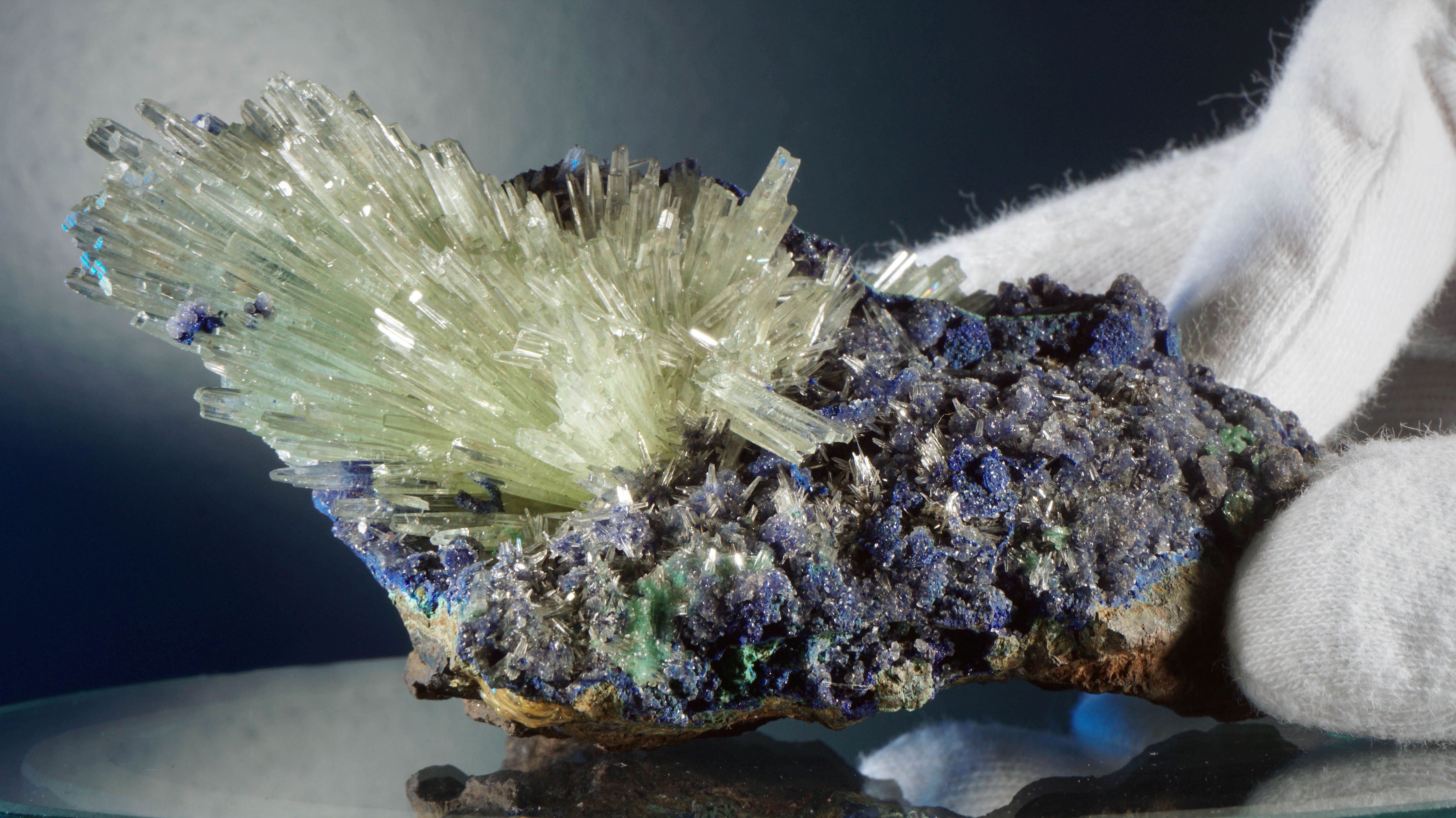 Neue Ausstellung in Mineralogischer Sammlung