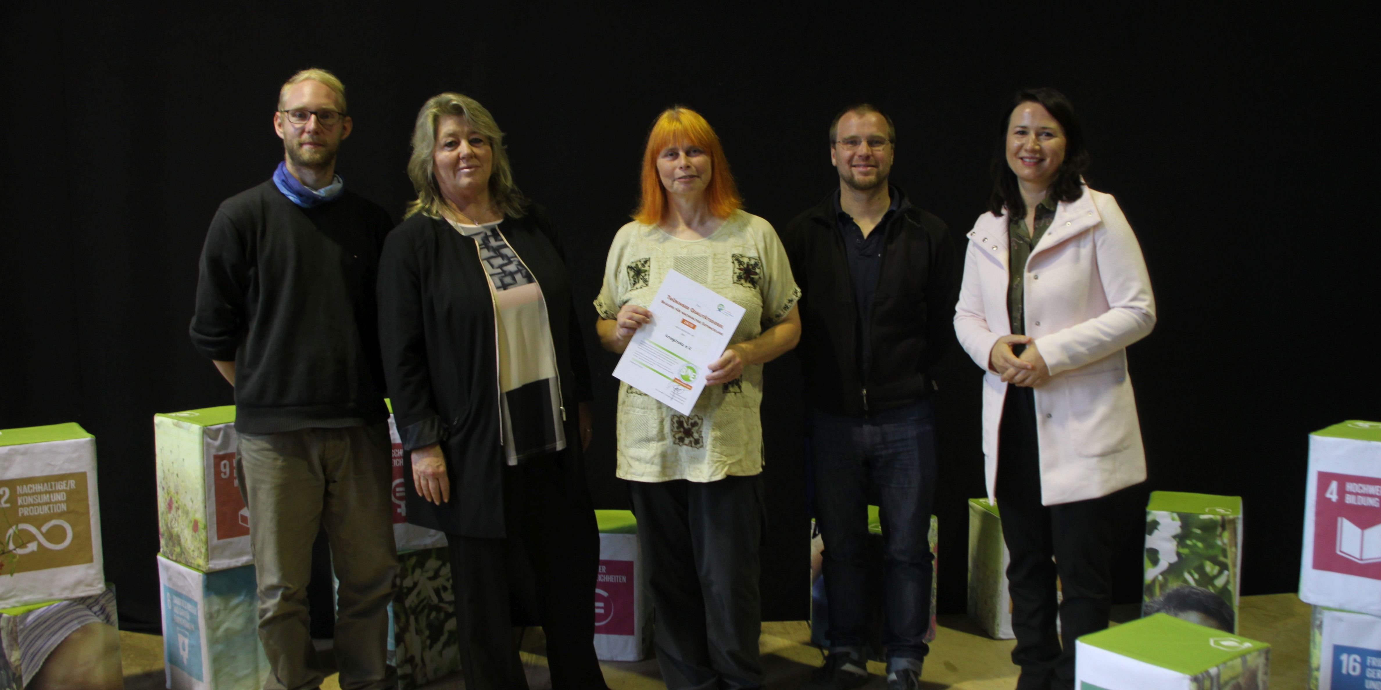 Sechs Bildungsträger mit Nachhaltigkeitssiegel geehrt