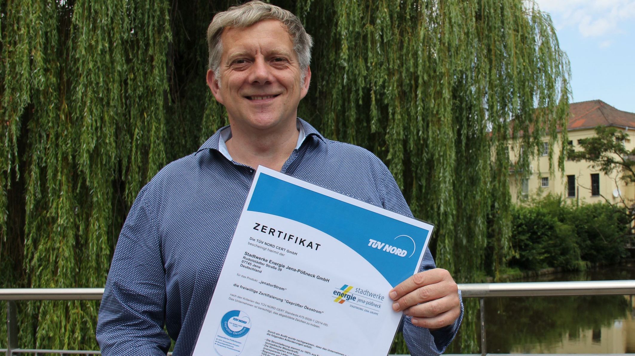 Nachhaltiger Ökostrom: Stadtwerke erhielten TÜV-Zertifikat