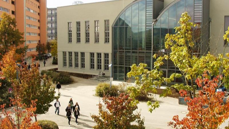 Ausstellung zu Instrumenten ziviler Konfliktbearbeitung 