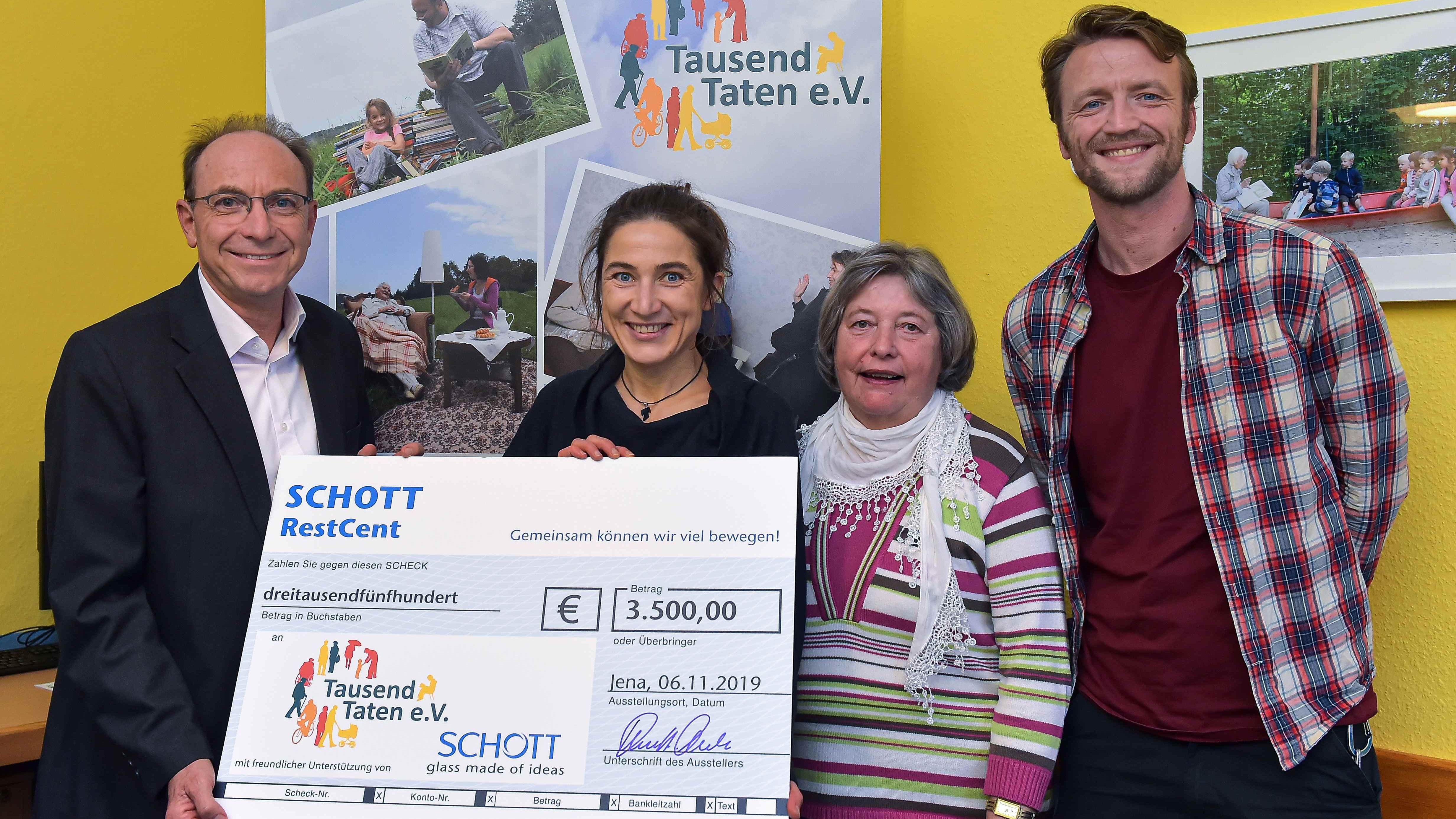 SCHOTT-Mitarbeiter spenden 3 500 Euro an „Tausend Taten e.V.“