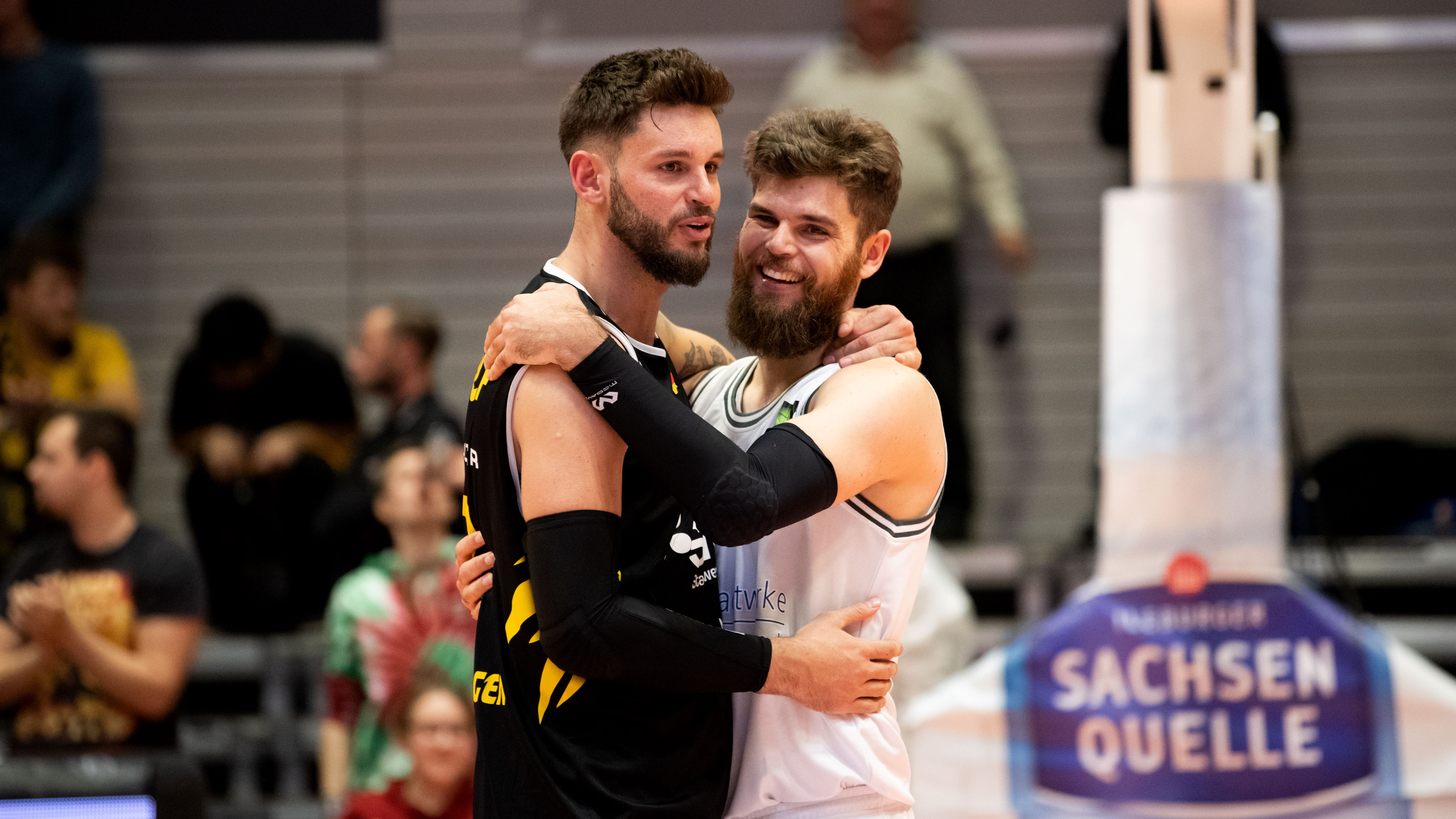 Jenaer Heimsieg im Bruderduell