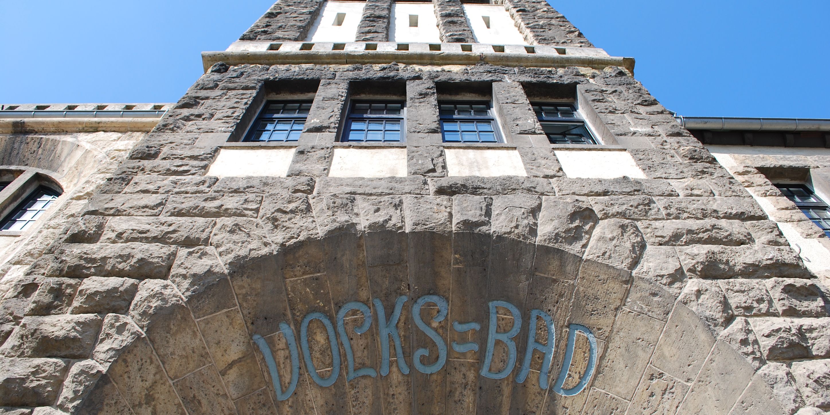 Jenaer Schulmesse im Volksbad