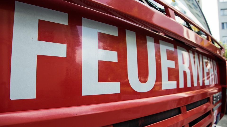 Damenviertel: Mehrstündiger Feuerwehreinsatz
