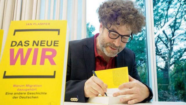 Buchvorstellung im Theaterhaus