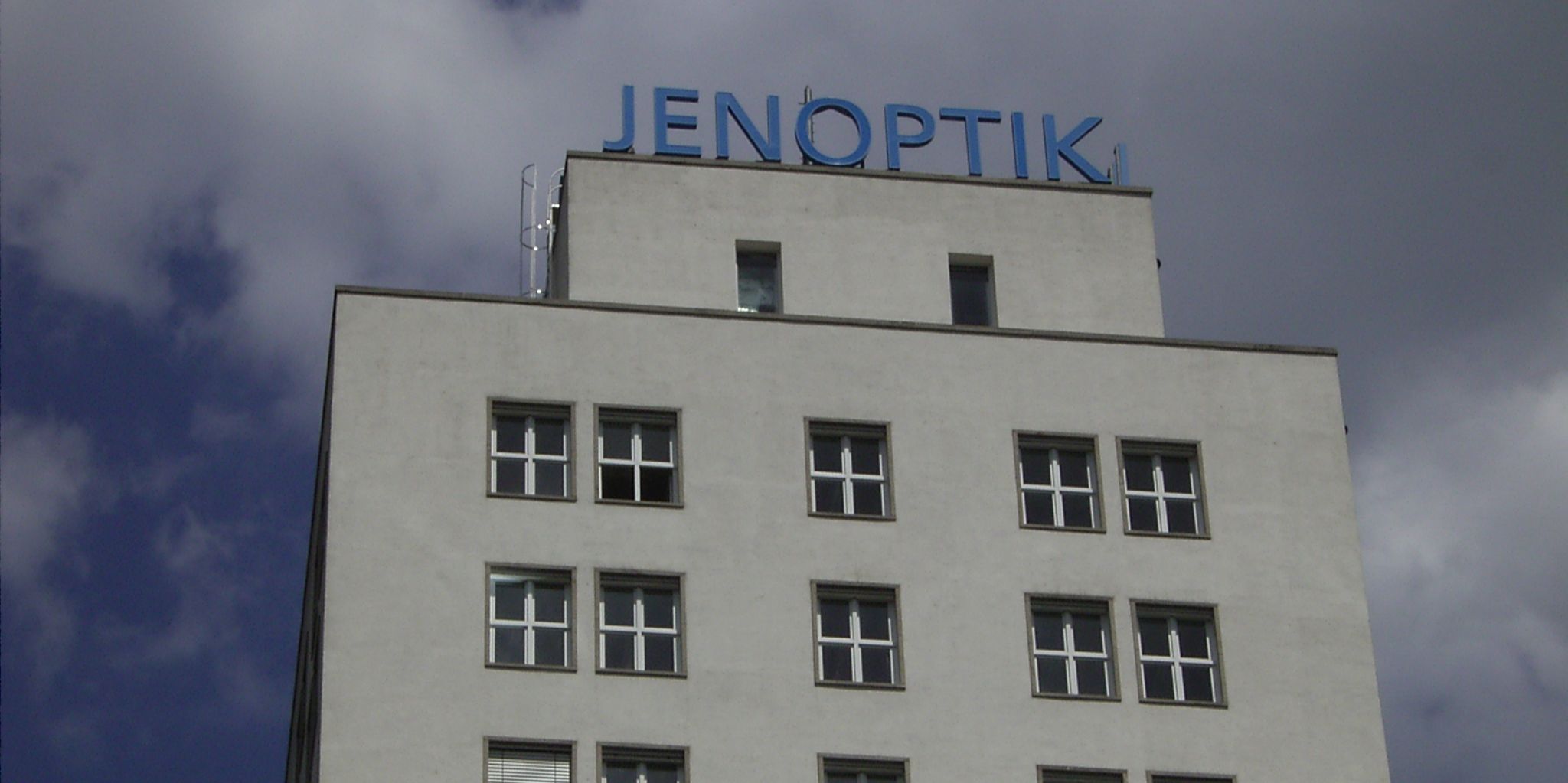 Jenoptik kehrt in den Flächentarifvertrag zurück Jenoptik kehrt in den Flächentarifvertrag zurück