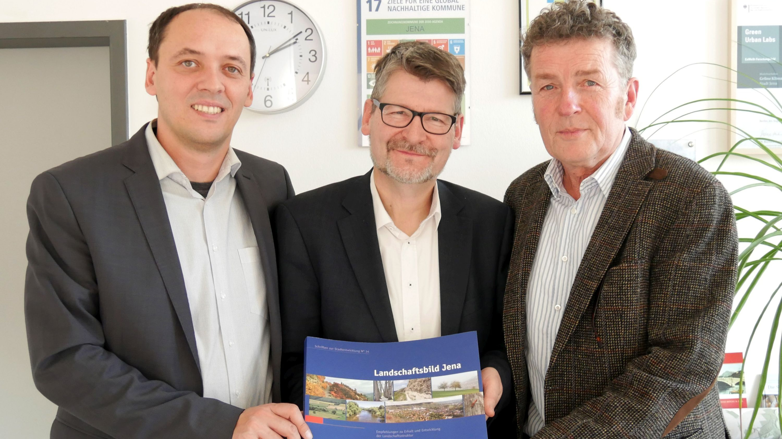 Broschüre „Landschaftsbild Jena“ vorgelegt