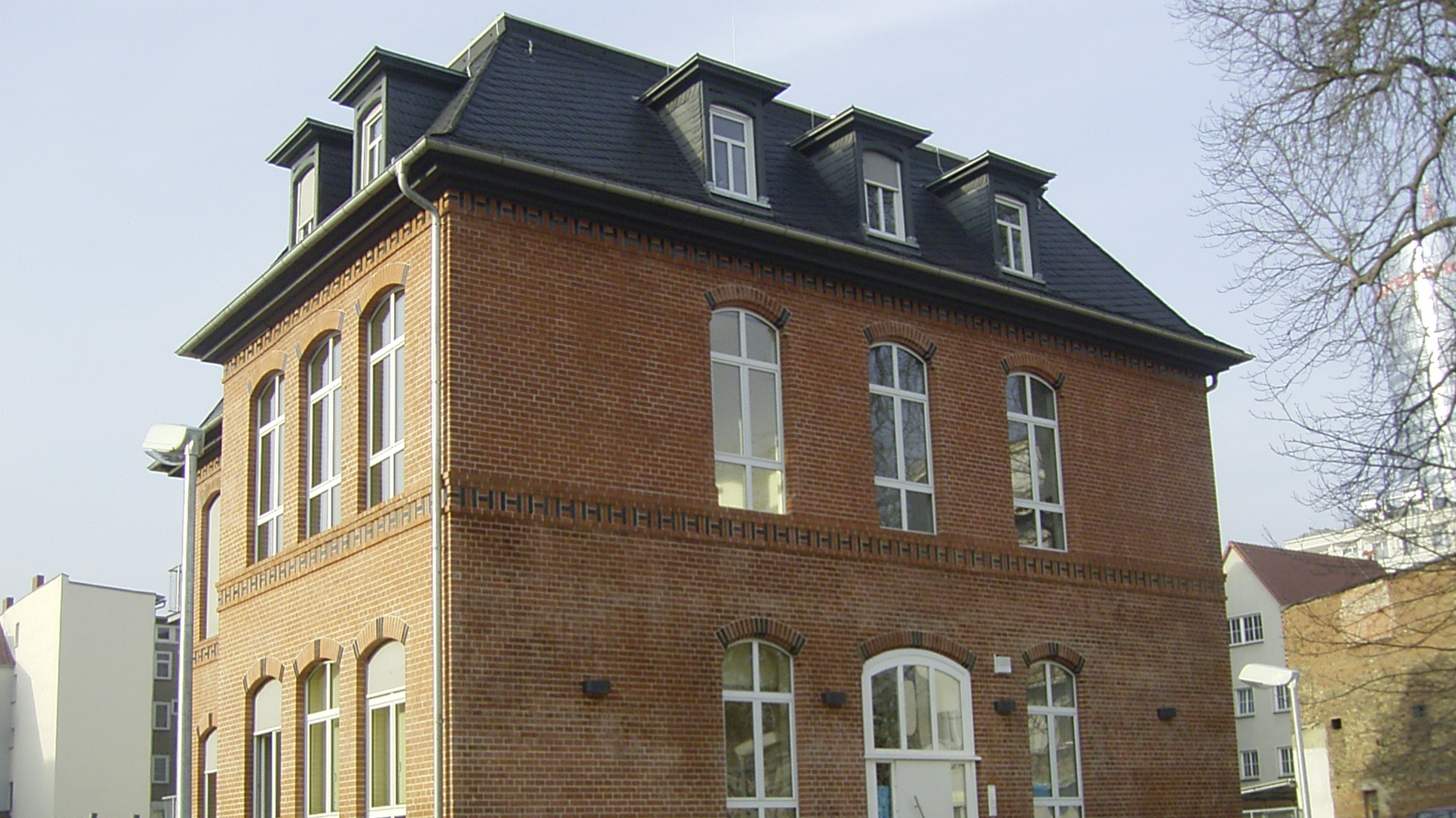 Neues Programmheft der Volkshochschule Jena